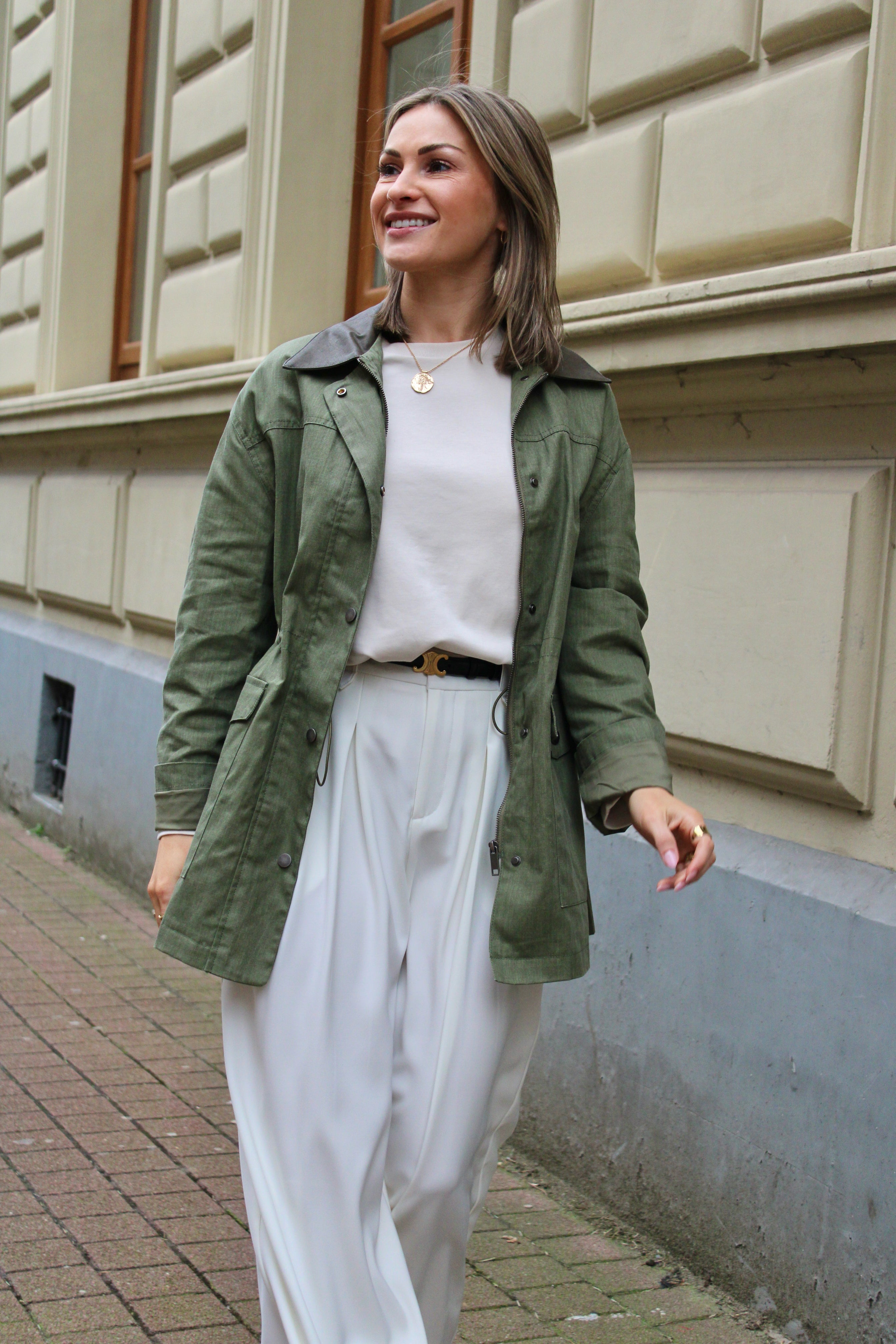 ABBY VEST KHAKI