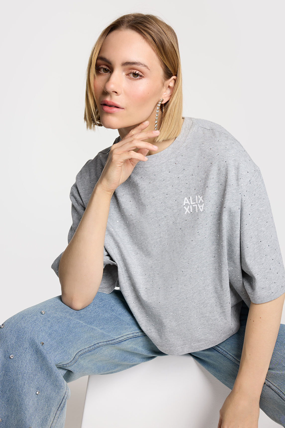 STUDDED TEE