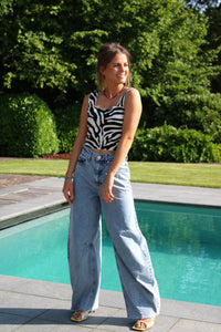 DEA BARREL JEANS