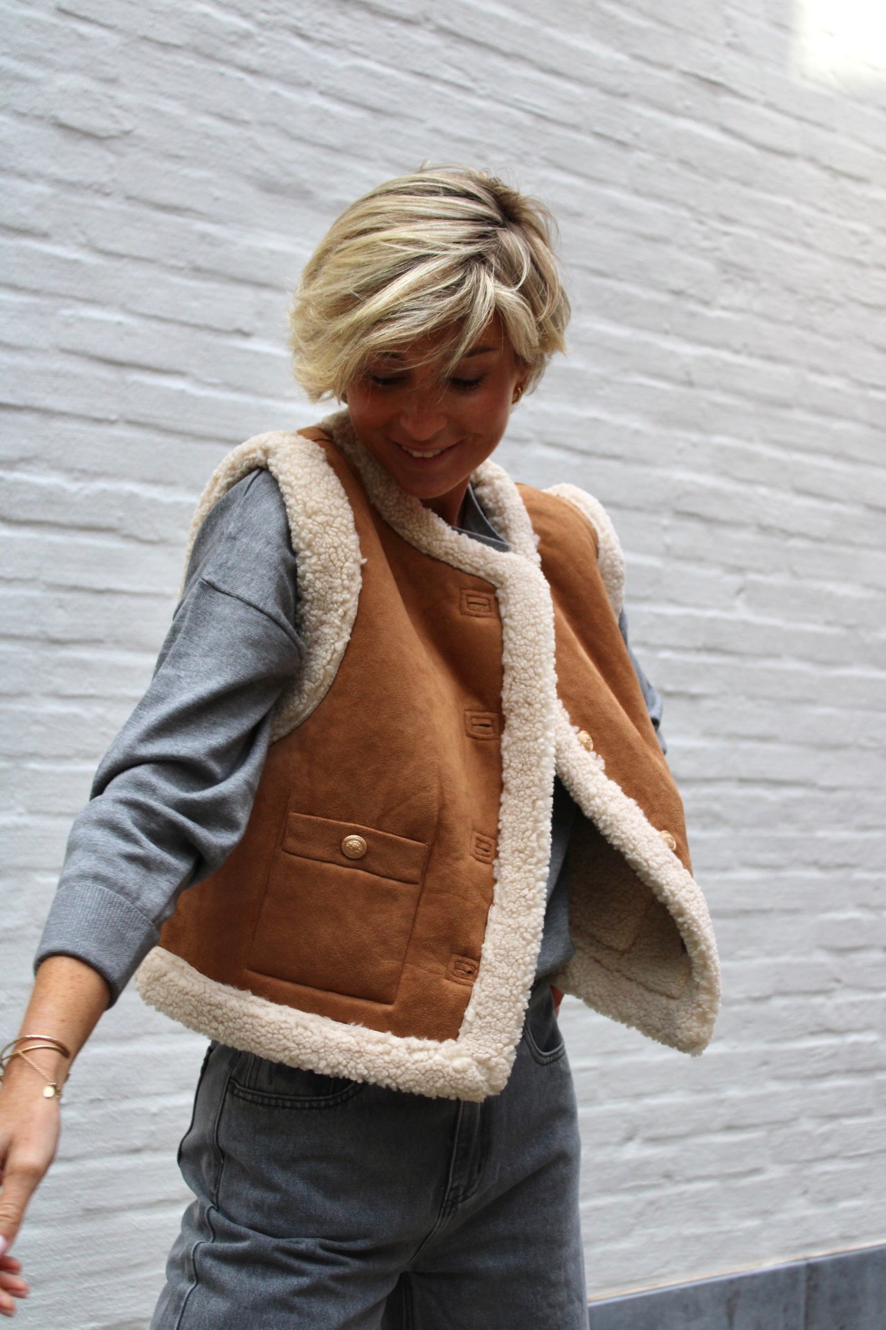 REVERSIBLE DIDO VEST CAMEL