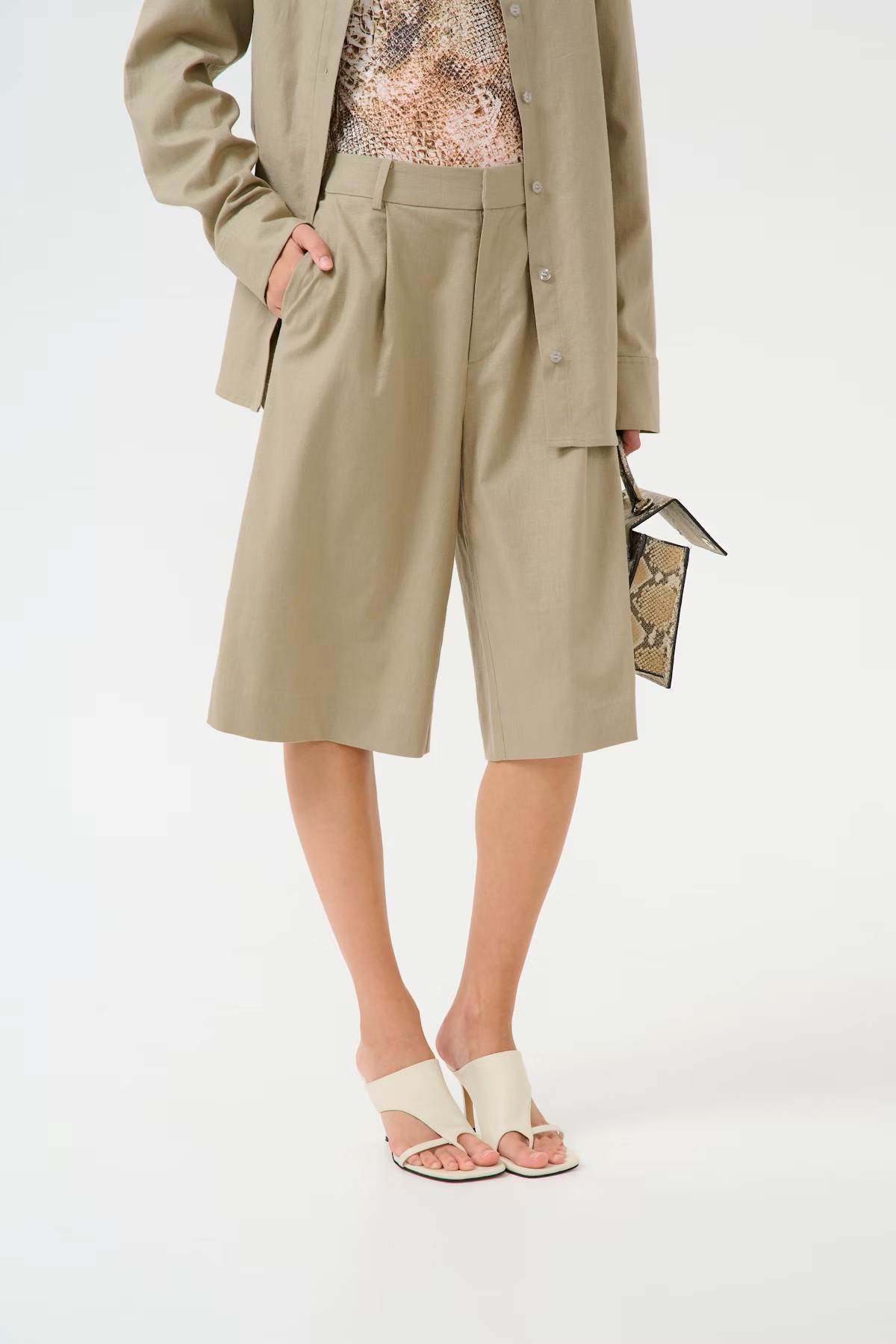 ZIZZA LINNEN SHORT