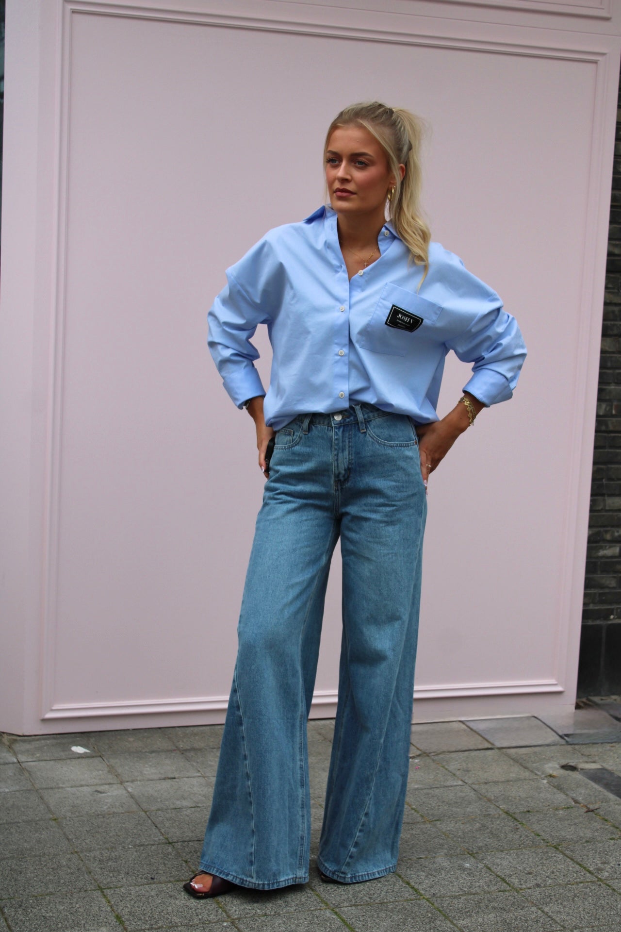 BARNES JEANS