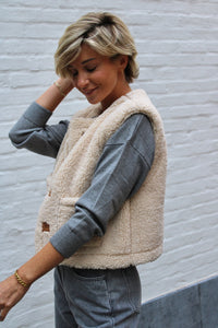 REVERSIBLE DIDO VEST CAMEL