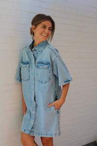 SHIRTDRESS