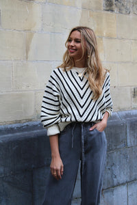 PHEANA KNIT